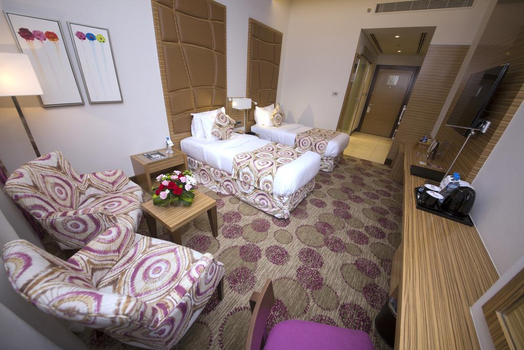 Best Western Plus Pearl Creek Dubai Room photo