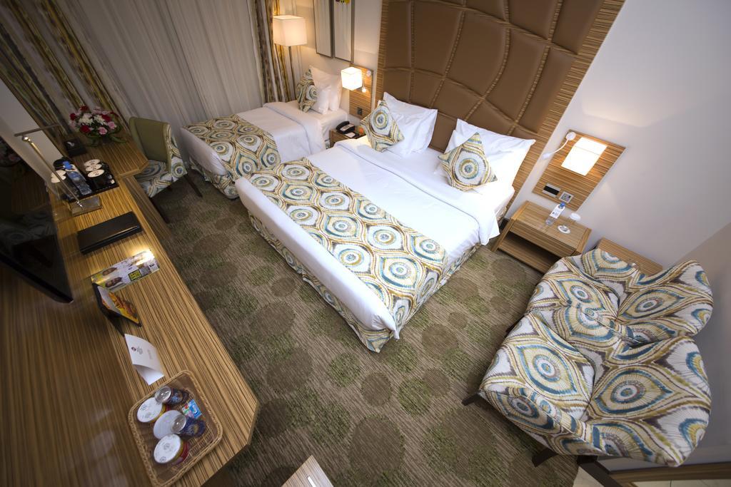 Best Western Plus Pearl Creek Dubai Room photo